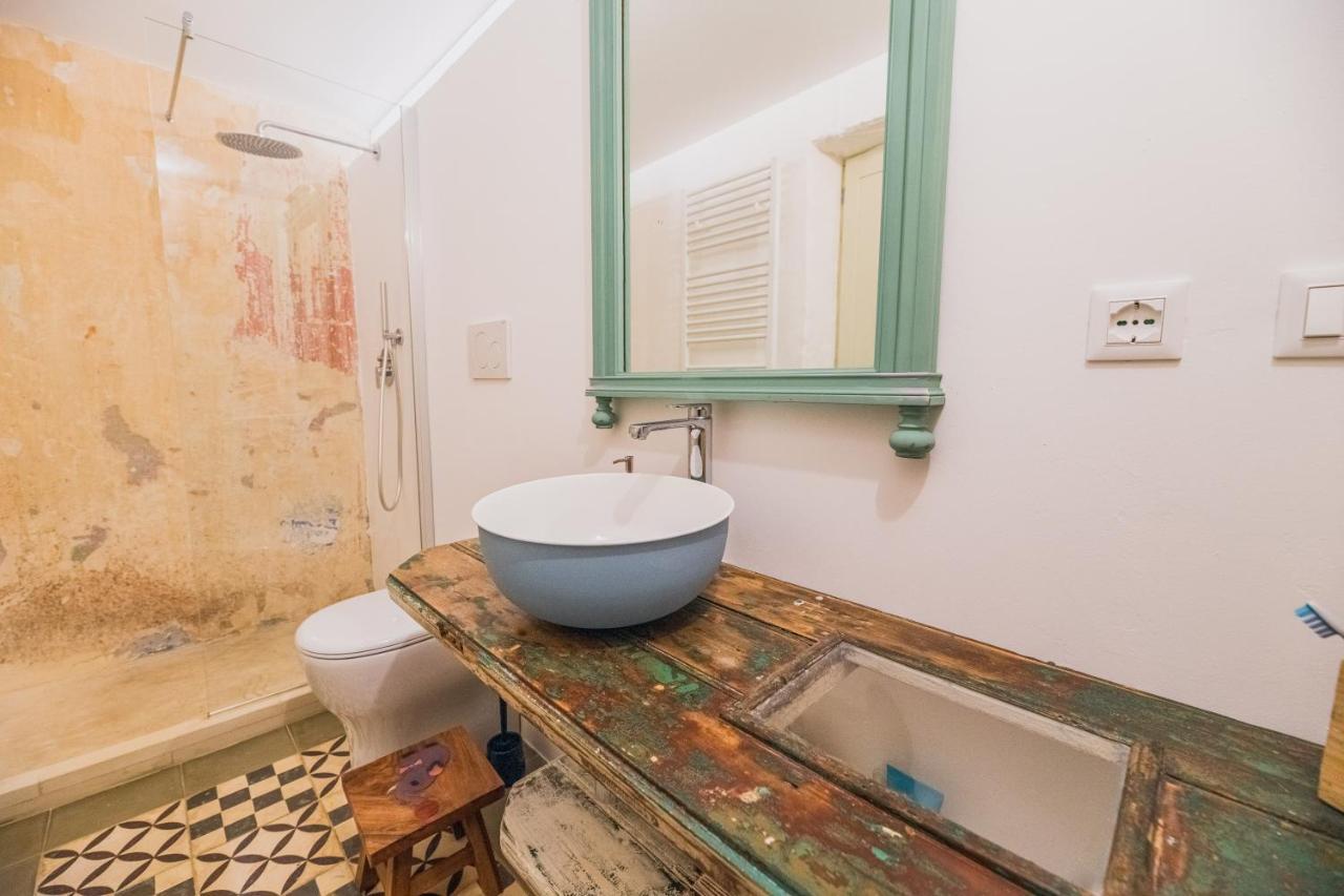 プレシッチェ Casa Delle Rondiniヴィラ エクステリア 写真
